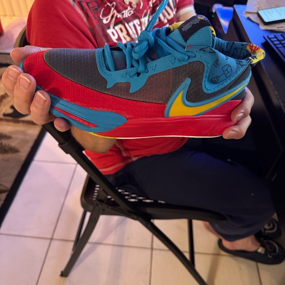 Nike Kyrie Irving Eco-Friendly Box